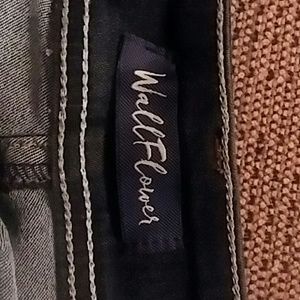 Wallflower Jeans - NWOT Wallflower jeans Wallflower Jeans - NWOT Wallflower jeans